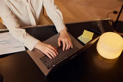 如何评价小龙坎老火锅(的排队)?